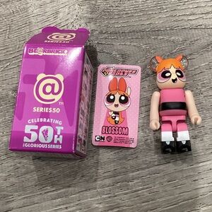 NEW BEARBRICK MEDICOM TOY SERIES 50 BLOSSOM POWERPUFF GIRL MINI FIGURE